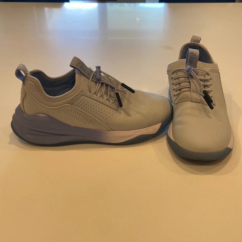 Clove sneakers